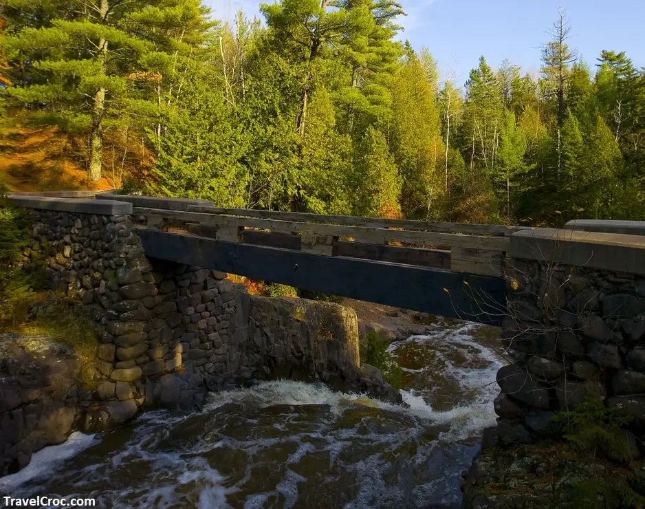 waterfalls-in-duluth-mn–-check-out-the-very-best-10-have-to-see-falls