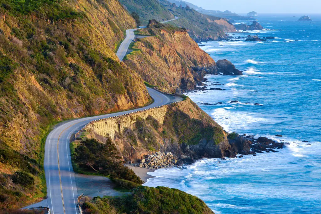 Exploring the Scenic California Coast: San Francisco to Los Angeles Road Trip Heading Down the California Coast