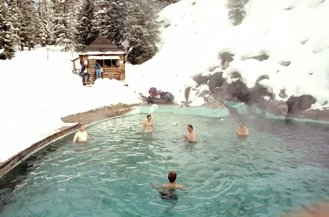 What Are Some Rules And Regulations For Visiting Wyomings Hot Springs?